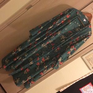 Gorgeous light weight duster, 4x